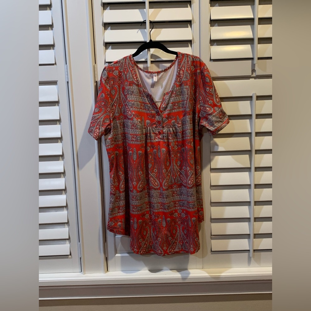 Cute red shirt sleeve blouse